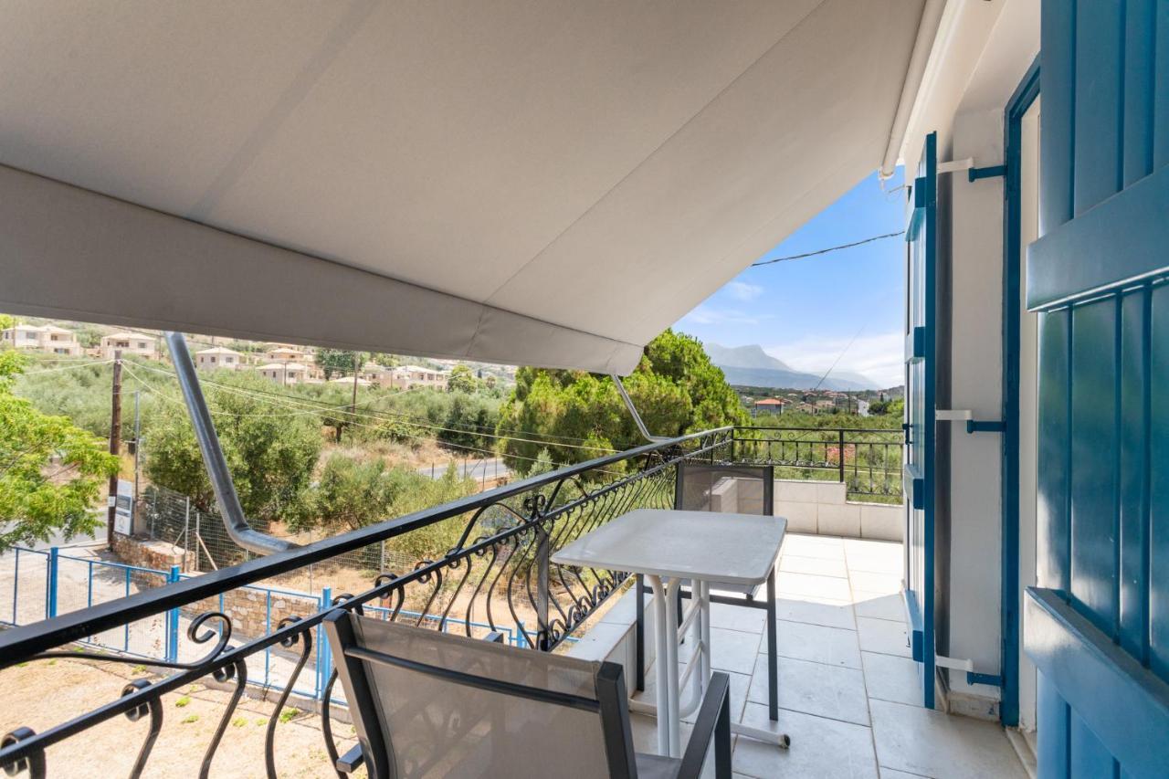 Nikolas Apartments Stoupa Levktron Bagian luar foto