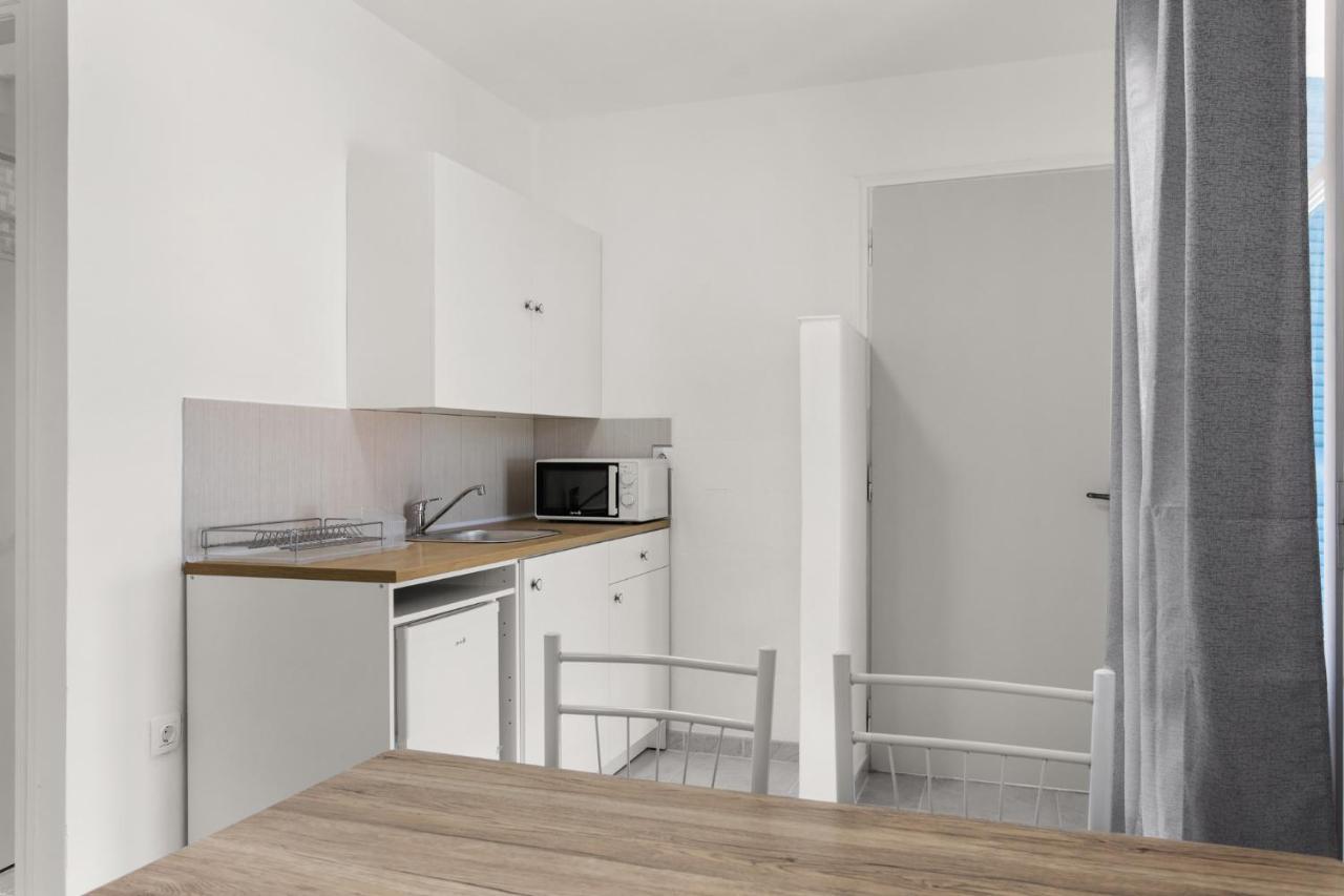 Nikolas Apartments Stoupa Levktron Bagian luar foto